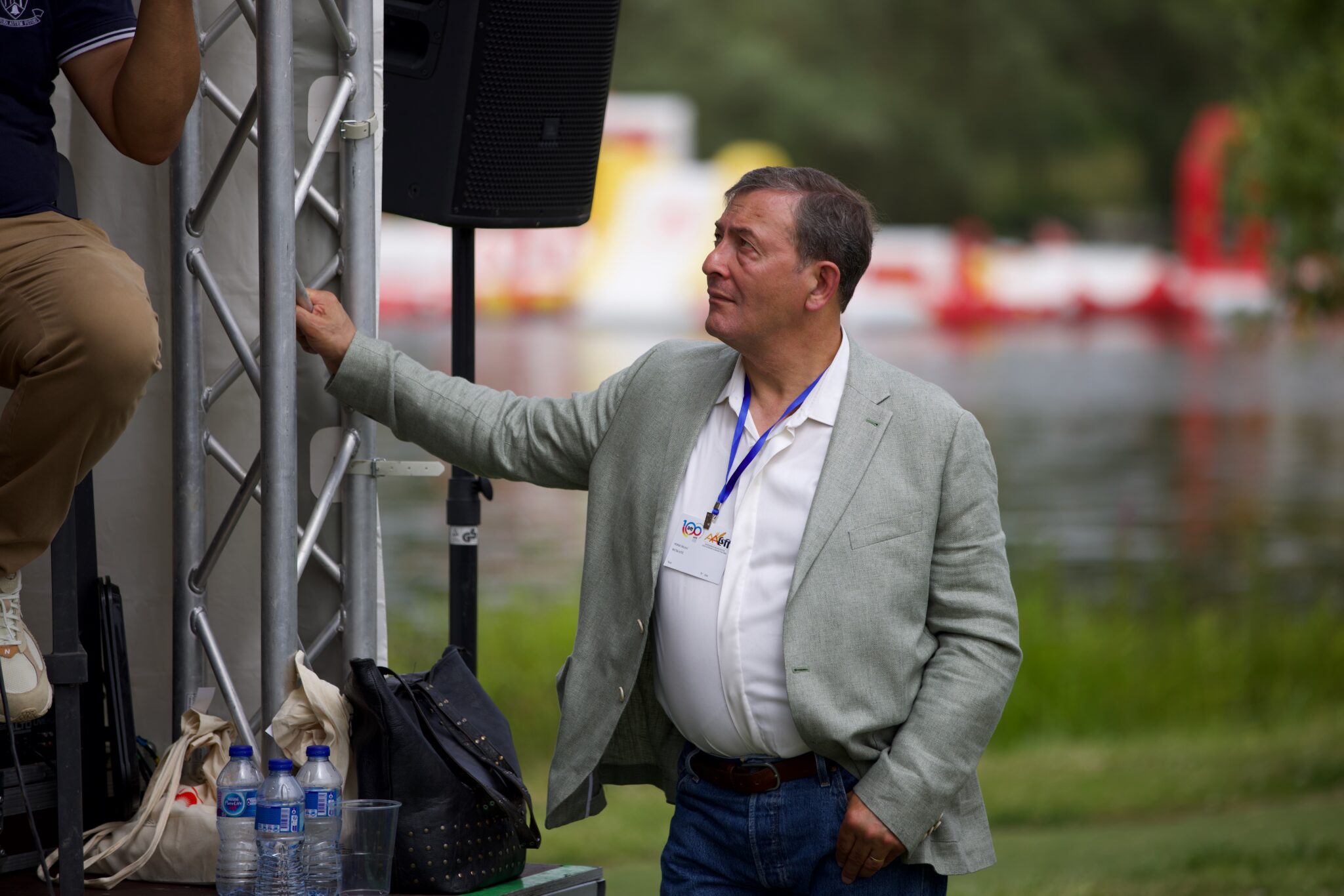 Bravo et merci à Michel Perri , l'animateur de la table ronde de la ...